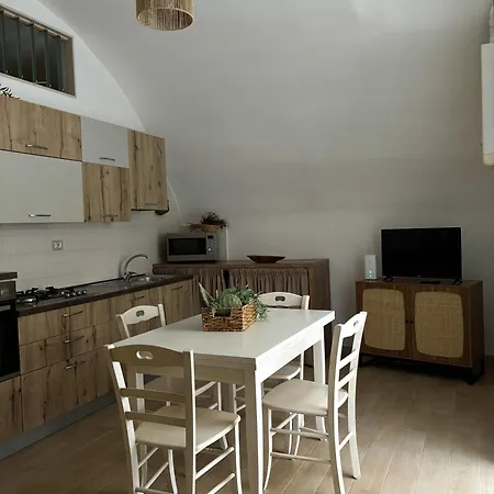 Nyaraló Mariposa Manfredonia