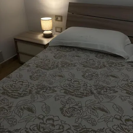 Nyaraló Mariposa Manfredonia